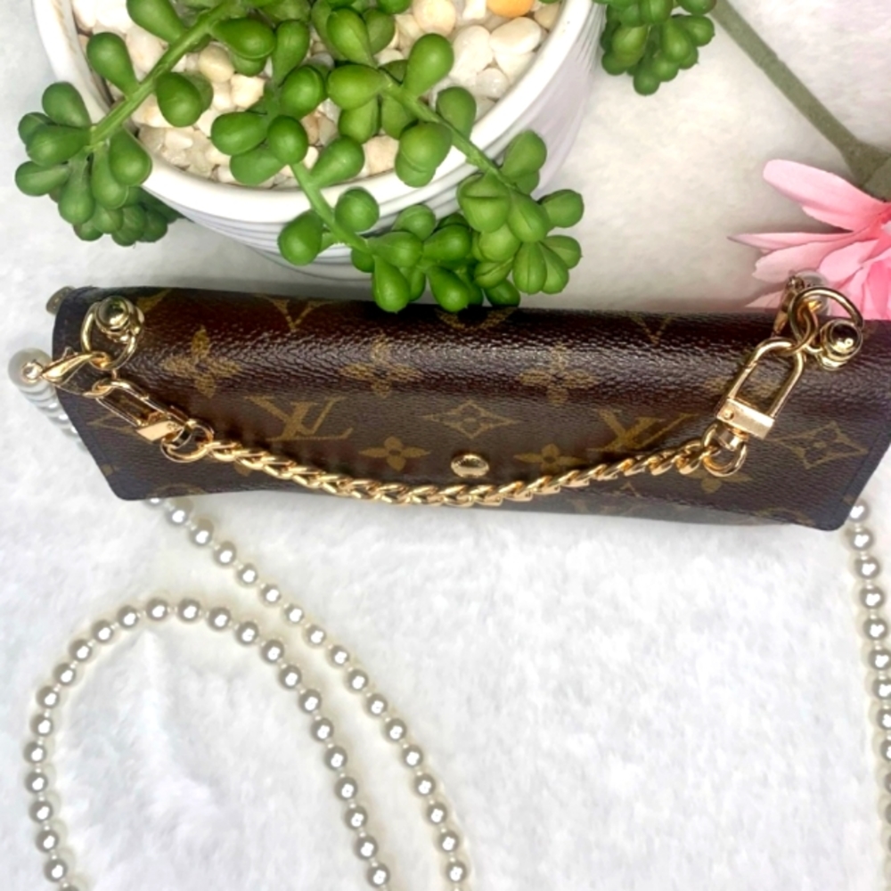 🌺 Louis Vuitton Long Portefeuille Sarah Wallet on Chain Pre-owned WOC - Picture 6 of 16